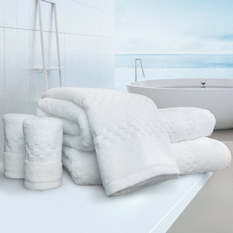  Hotel Vendome Towels